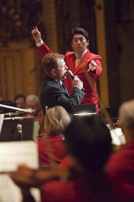 Sunday concert Opera baritone and conductor